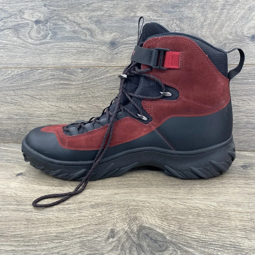 Oakley Meridian Terrain Hiking Boots Mens 13 Red Black Suede Vibram FOF100582